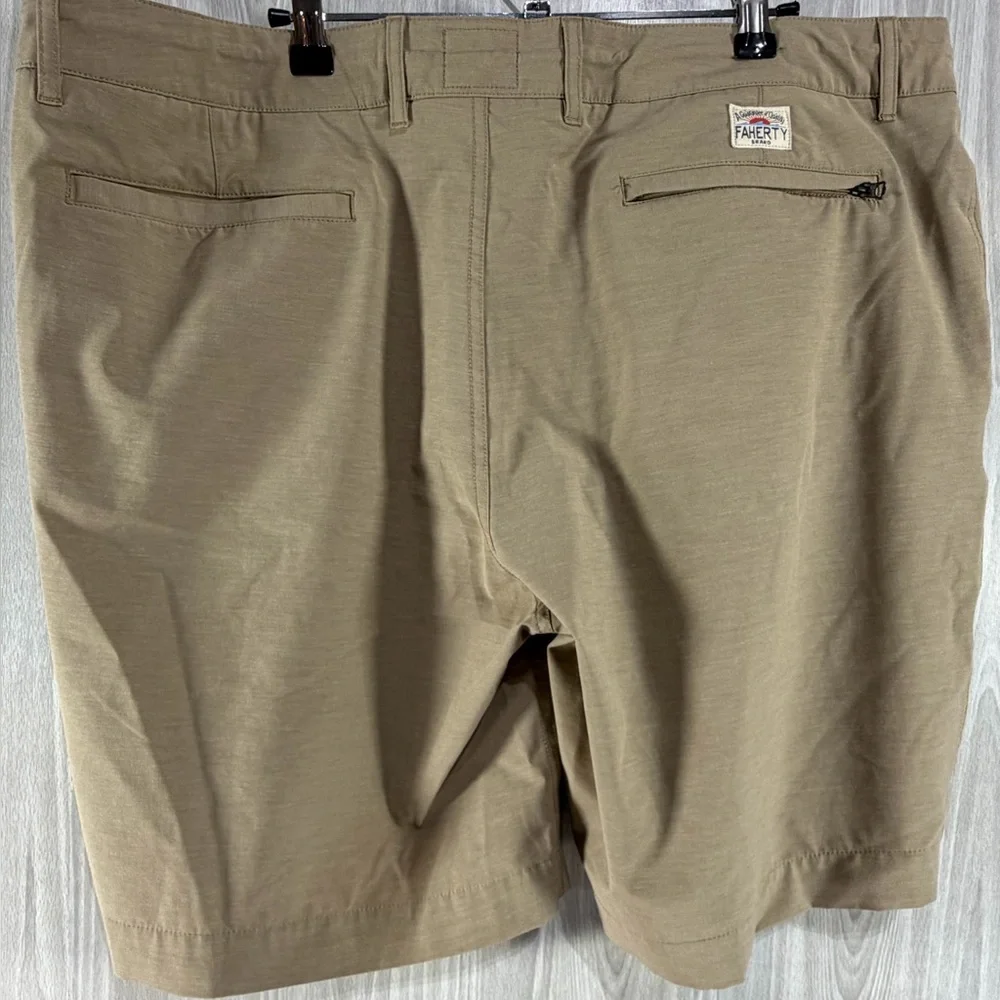 Faherty Shorts Mens 40 Khaki All Day Chino Stretch Zip Pocket Lightweight‎